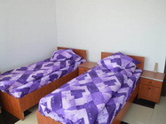 Camin de batrani sat geamana