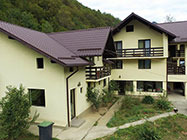 Pensiune zona Voineasa