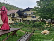 Pensiune zona Voineasa