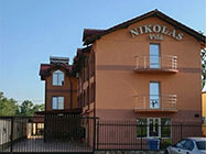 Camine de batrani Casa Fintia si Nikolas